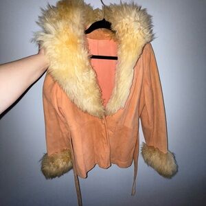 Vintage Suede Set w Faux Fur Details